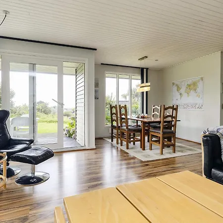 6 Person In Brenderup Fyn-by Traum