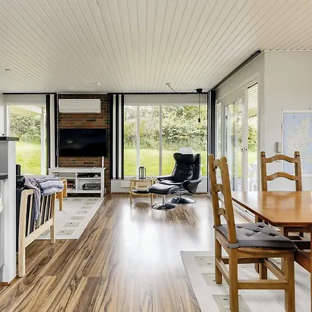 6 Person In Brenderup Fyn-by Traum Дом отдыха Vedelshave