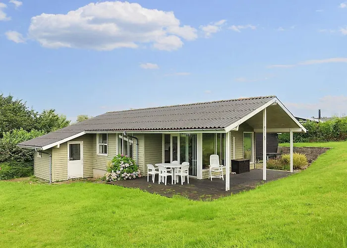 Holiday home 6 Person In Brenderup Fyn-by Traum Vedelshave