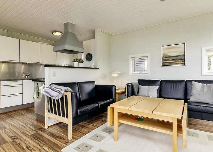 Дом отдыха 6 Person In Brenderup Fyn-by Traum